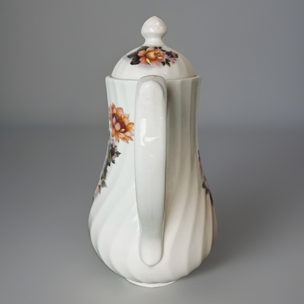Porcelain Vintage Lidded Tea Pot Coffee Pot Made In England Roses 8" Tall - Picture 2 of 9